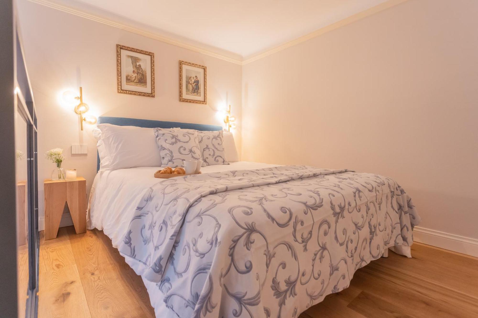 Cinque Giornate 70 Suites By Rent All Комо Екстериор снимка