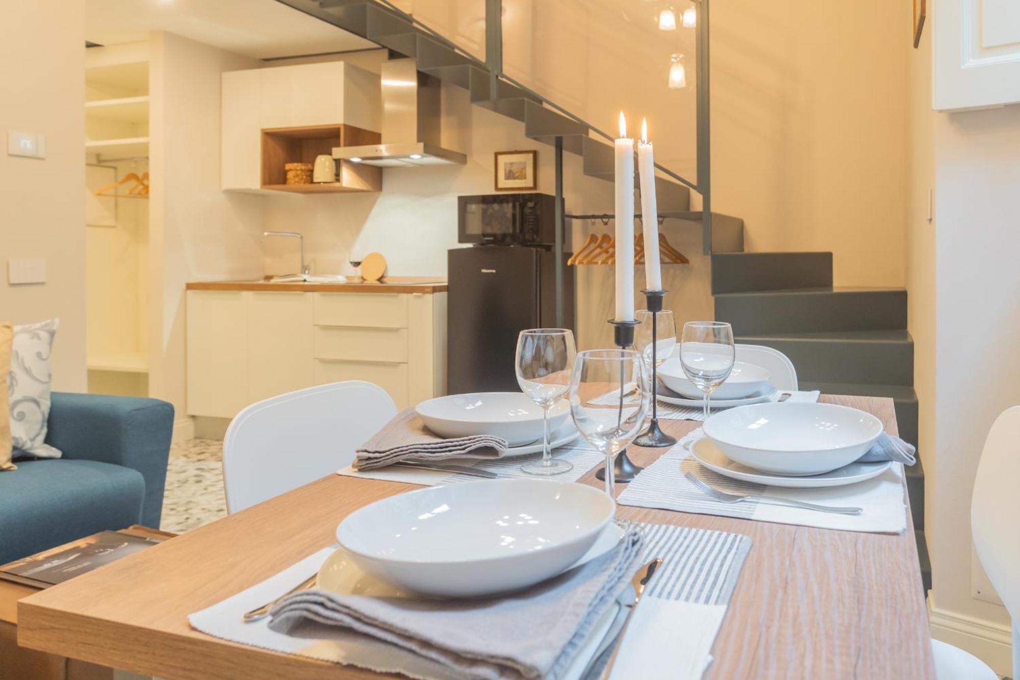 Cinque Giornate 70 Suites By Rent All Комо Екстериор снимка