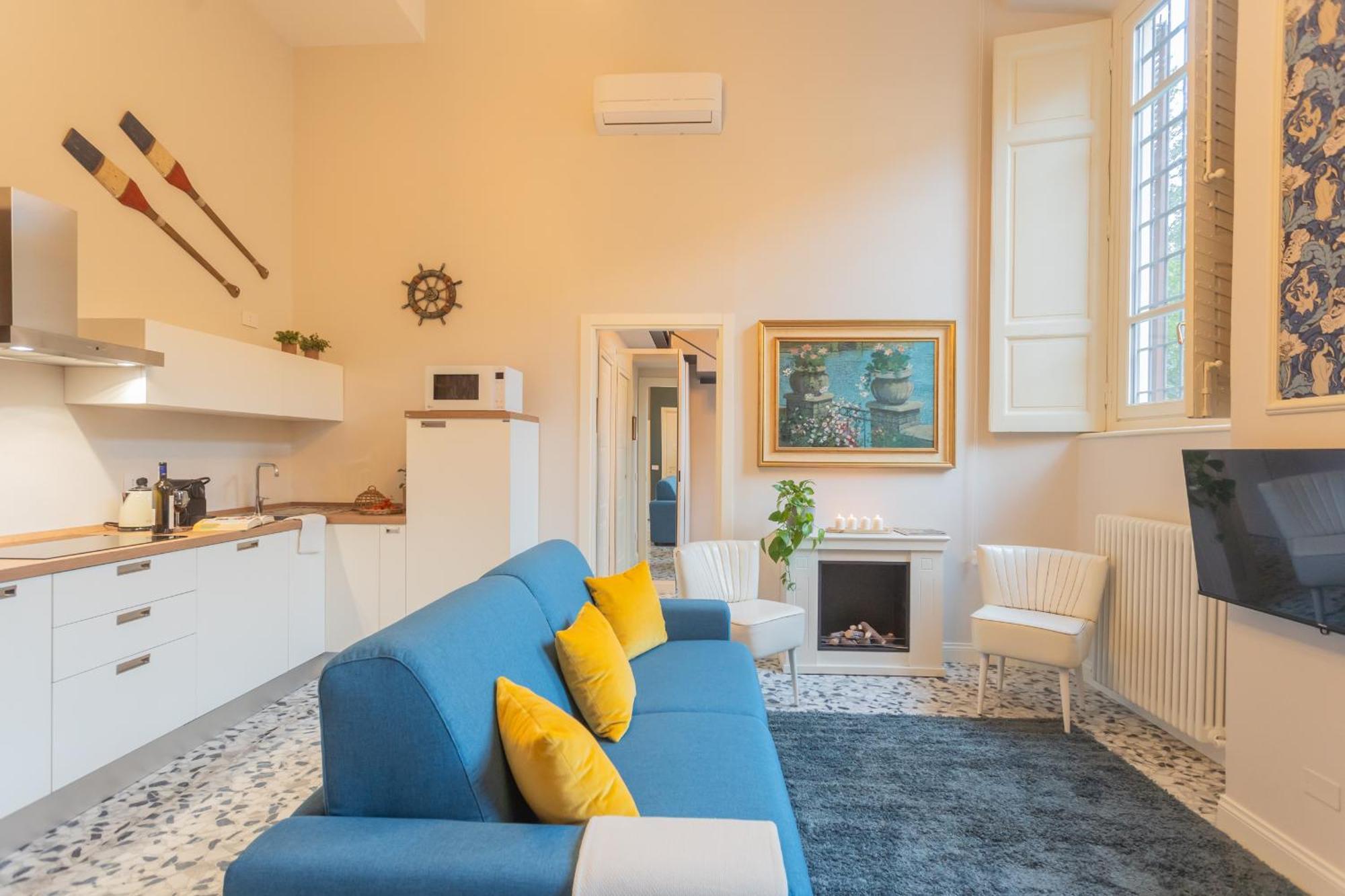 Cinque Giornate 70 Suites By Rent All Комо Екстериор снимка