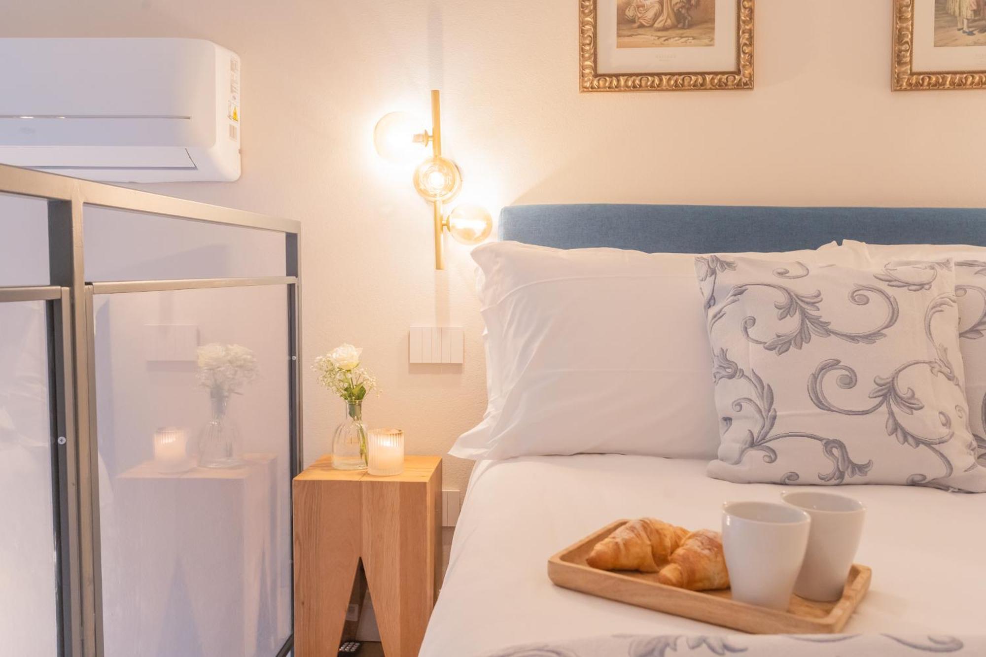 Cinque Giornate 70 Suites By Rent All Комо Екстериор снимка